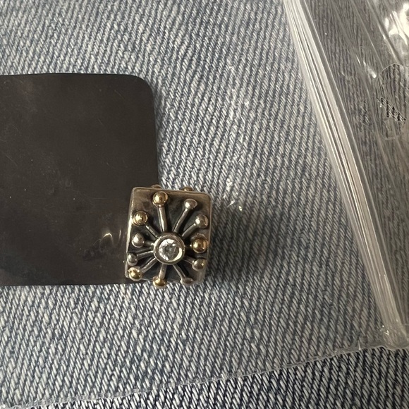 Pandora starburst charm - Picture 4 of 4